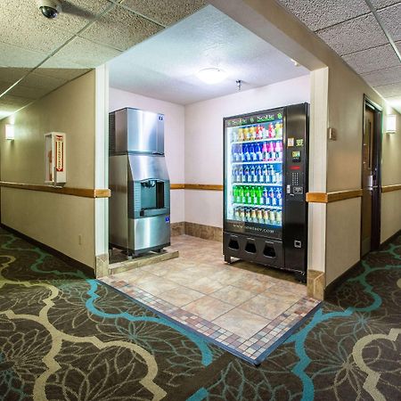 Quality Inn & Suites University Ларамі Екстер'єр фото