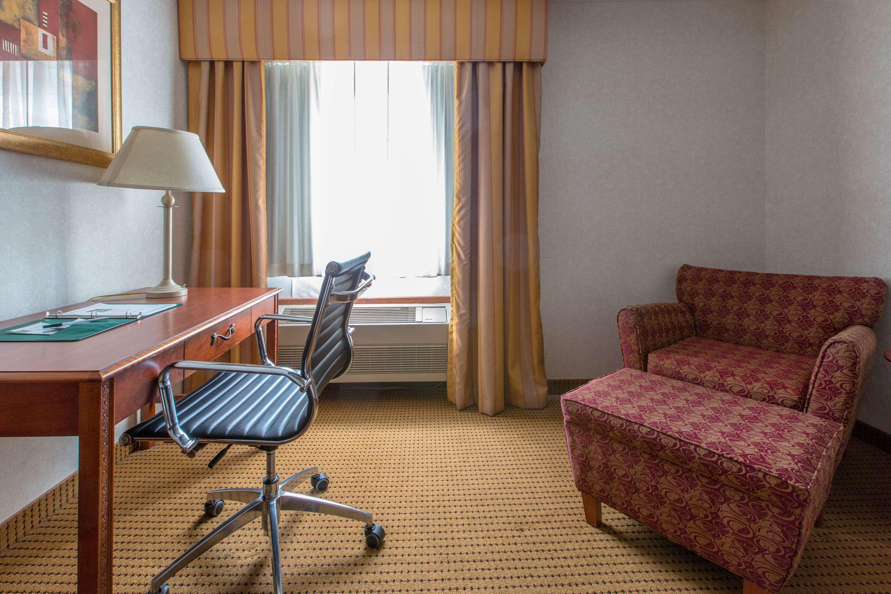 Quality Inn & Suites University Ларамі Екстер'єр фото