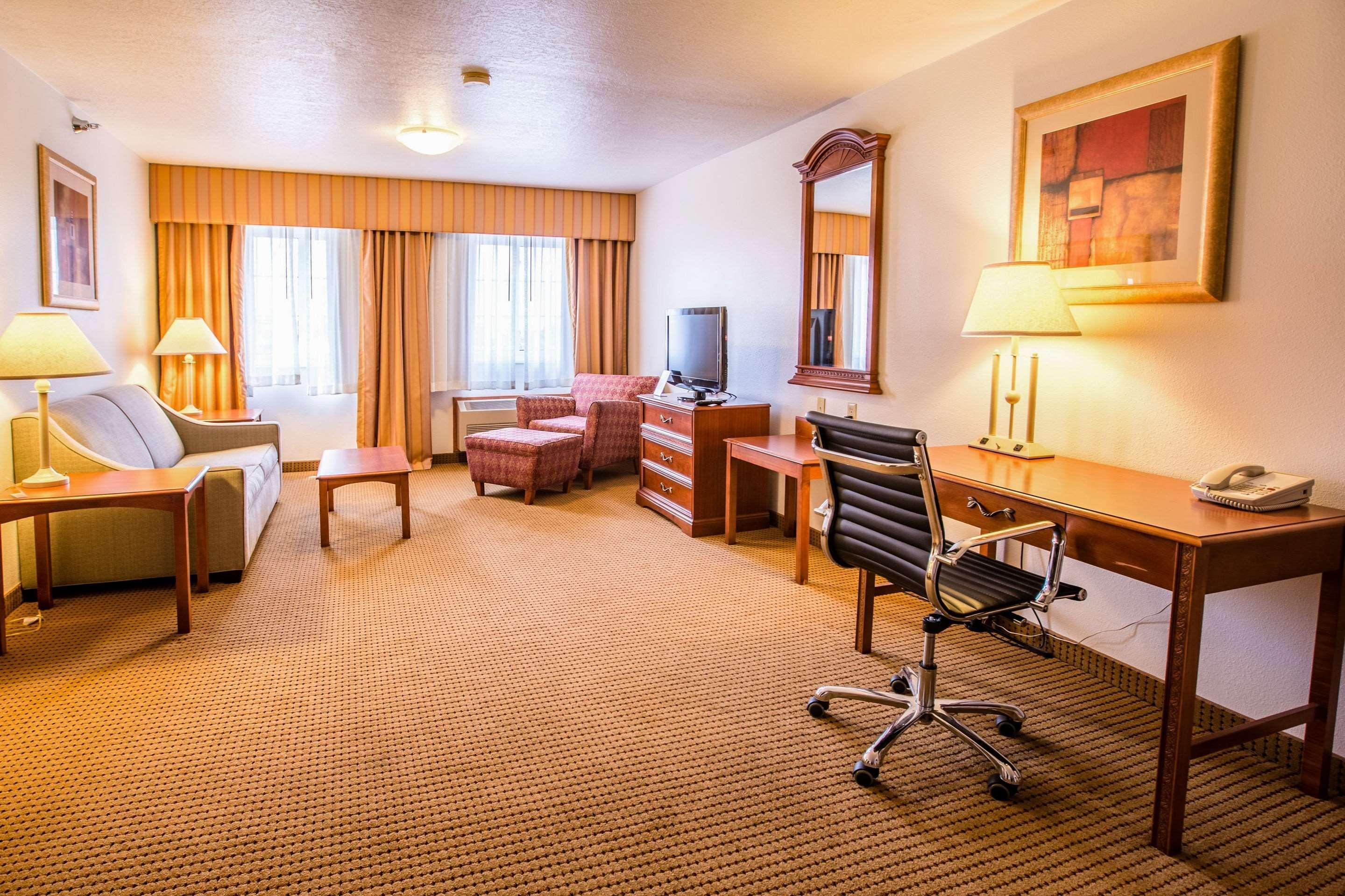 Quality Inn & Suites University Ларамі Екстер'єр фото