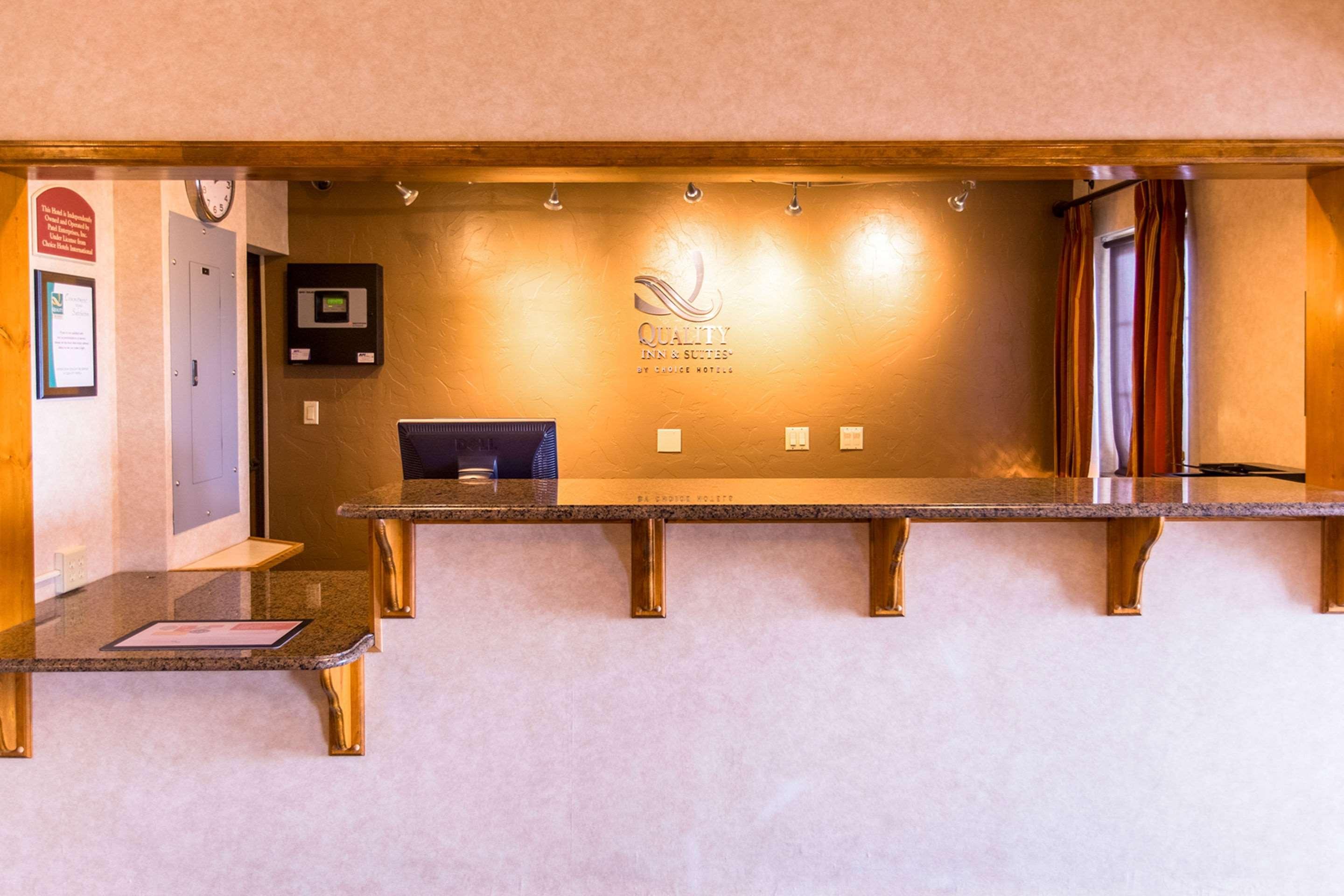 Quality Inn & Suites University Ларамі Екстер'єр фото